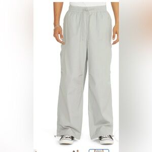 No Boundaries Men’s Gray Parachute Pants! NWT! Size 2XL!‎